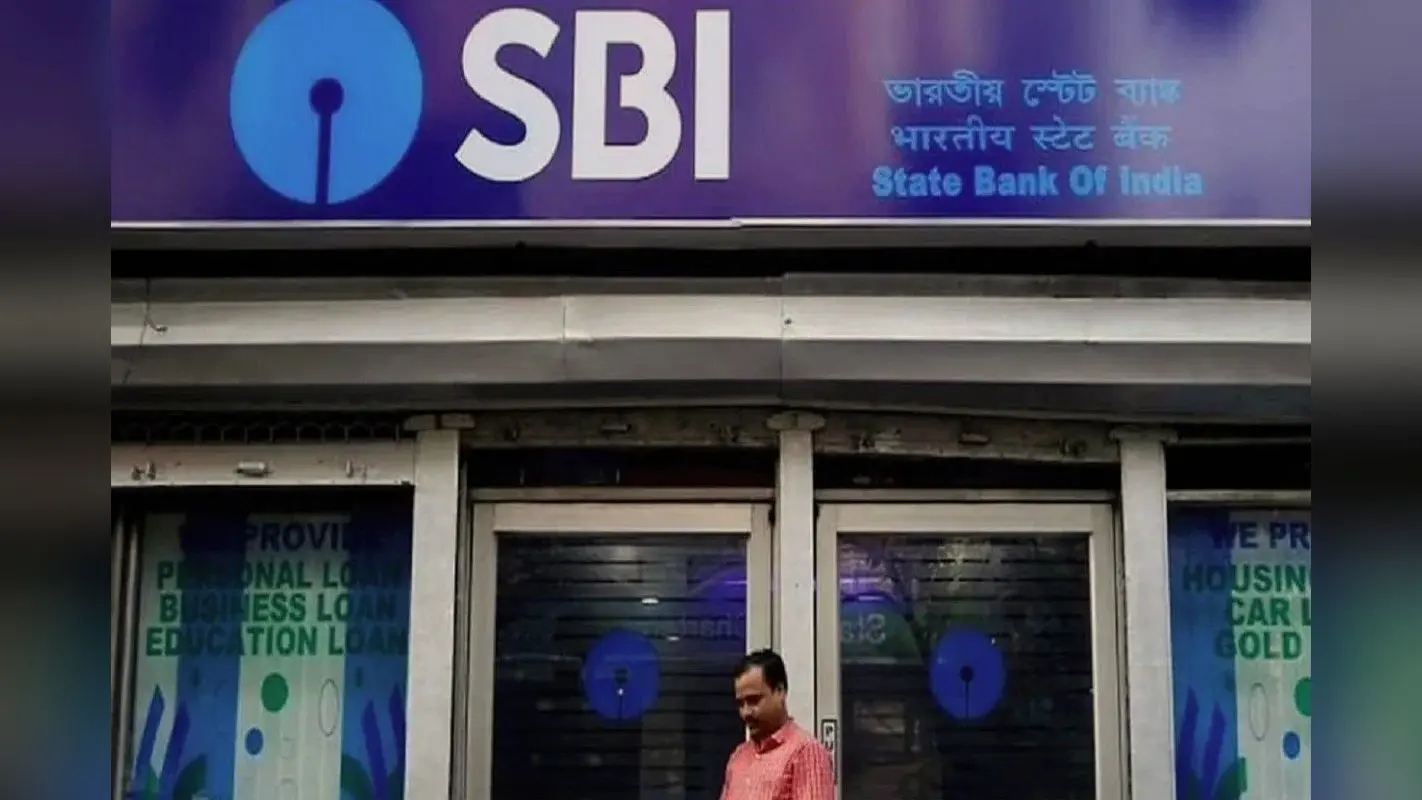 PIB Fact Check: SBI अकाउंट होल्डर्स हो जाएं सावधान! स्टेट बैंक ऑफ़ इंडिया कभी नहीं भेजता इस तरह के मैसेजेस