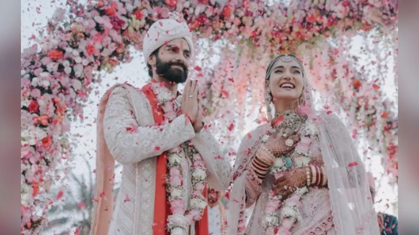 Mukti-Kunal Wedding: रश्मिका मंदाना के ऑन-स्क्रीन मंगेतर ने मुक्ति मोहन संग रचाई शादी, फोटोज से नहीं हटेगी नजर
