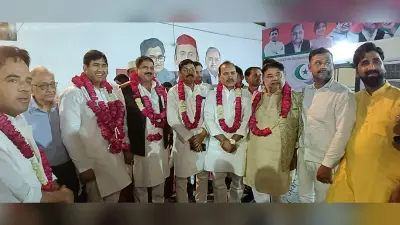 बरेली में सपा विधायक के बिगड़े बोल, कहा- उनके मुंह से आवाज निकली तो हमारी बंदूक से गोली निकलेगी