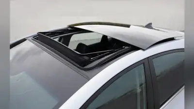 Sunroof Cars खरीदने वाले हो जाएं सावधान! इन वजहों से हो सकती है परेशानी