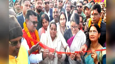 झारखंड: मंत्री बेबी देवी और अन्नपूर्णा देवी ने किया प्रसिद्ध सूर्यकुंड मेले का उद्घाटन