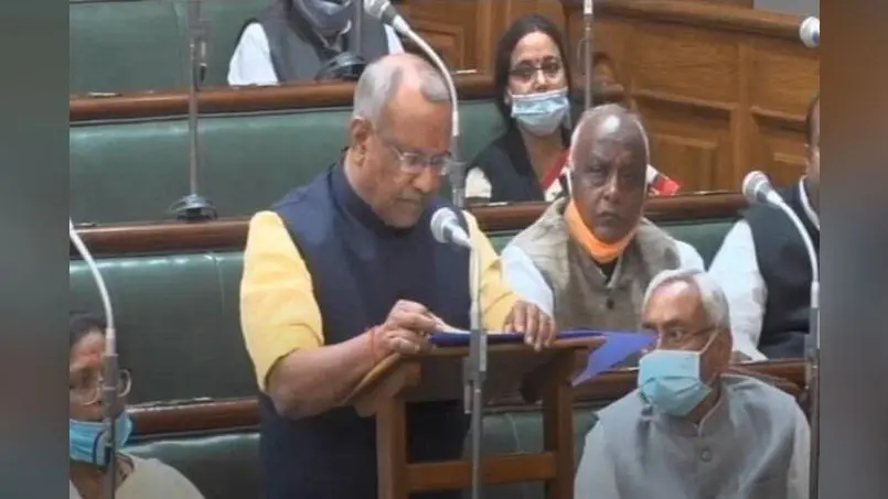 Bihar Budget Session: वित्त मंत्री तारकिशोर प्रसाद के बजट भाषण में शेरो-शायरी और कविता की बहार, आप भी गौर फरमाएं