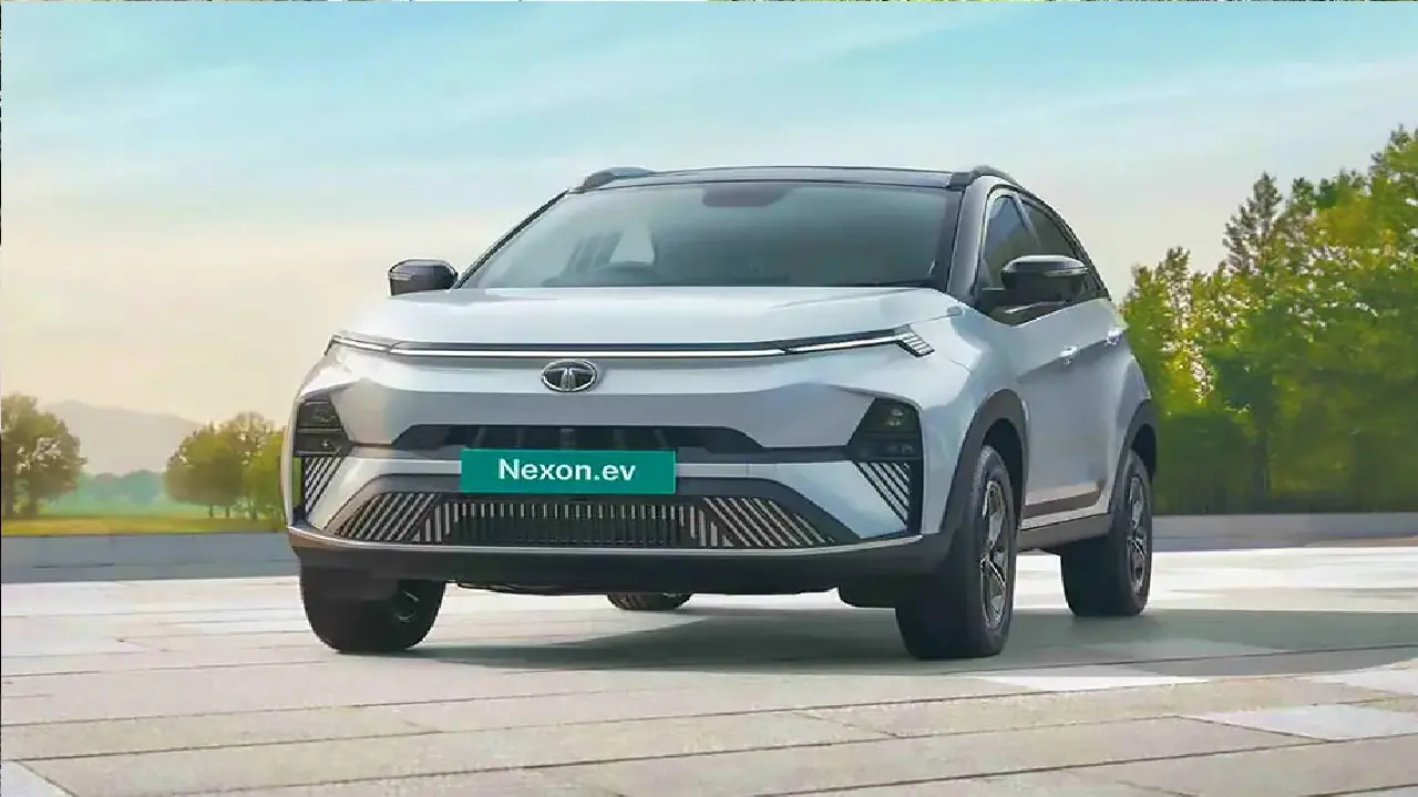 Tata Nexon EV में फिट हुई बड़ी बैटरी, 489 किलोमीटर का देगी रेंज, 80 मिनट में फुल चार्ज