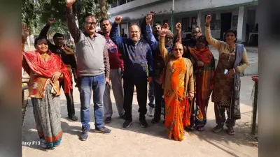 जामताड़ा : वित्त रहित शिक्षक व कर्मियों ने की हड़ताल, 19 को विधानसभा के बाहर करेंगे प्रदर्शन