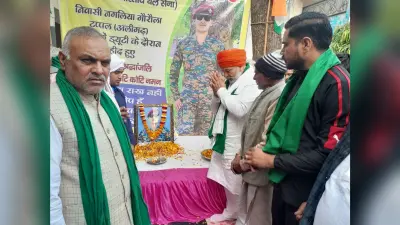 राजौरी में शहीद सचिन लौर के परिजनों से मिलने अलीगढ़ पहुंचे राकेश टिकैत, दिल्ली में आंदोलन की बात कही