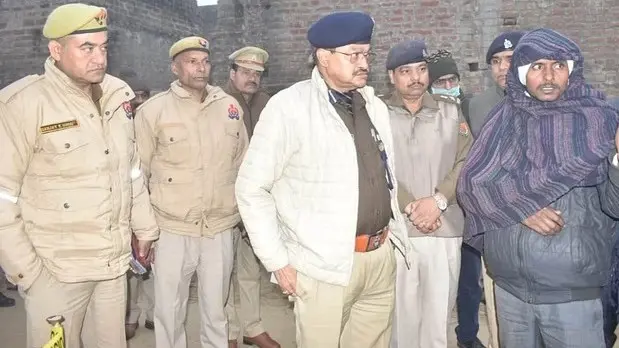 बदायूं में ऑनर किलिंग की वारदात से दहला इलाका, बाप ने बेटी और उसके प्रेमी को फावड़े से काटा, फिर किया सरेंडर