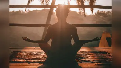 Yoga for Thyroid Problems: थायराइड को कंट्रोल करने में मदद कर सकते हैं ये 5 योगासन