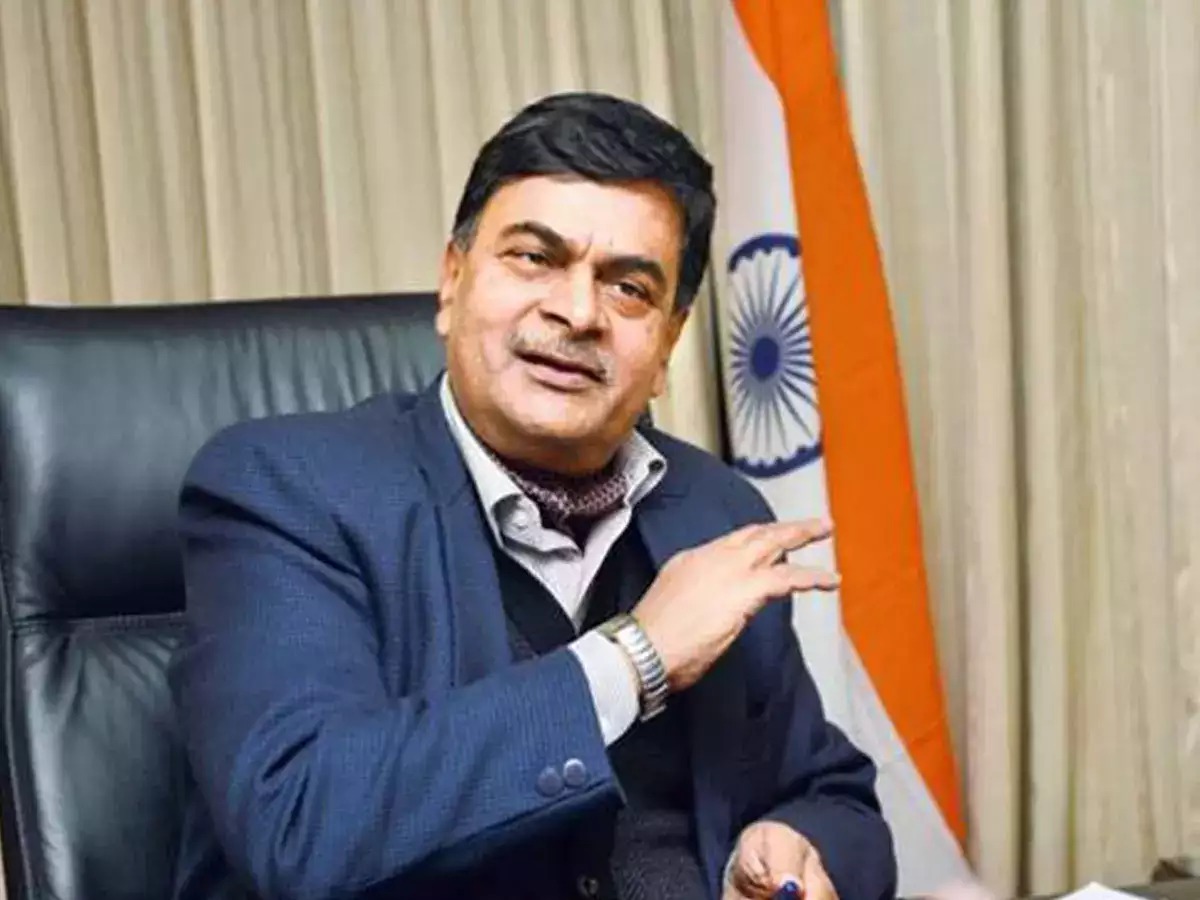 Lok Sabha Election 2024: रिटायर अफसर भी खादी पहन कर राजनीतिक फलक पर चमके