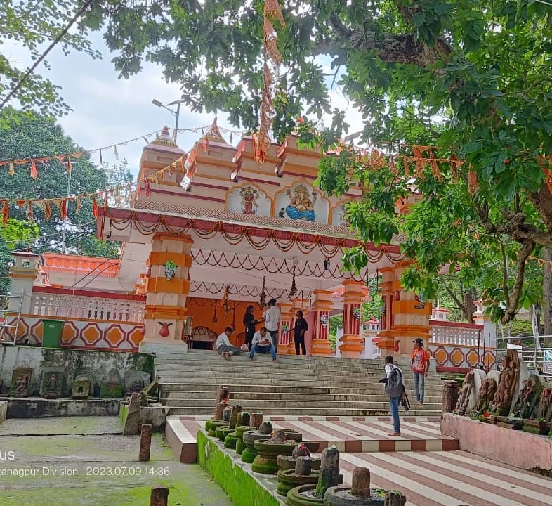 धर्म नहीं बदला, तो गांव वालों ने बहिष्कार कर बंद किया हुक्का पानी