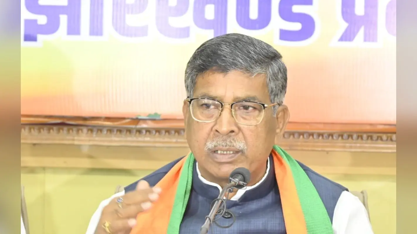 कांग्रेस विधायक के ठिकानों पर ED के छापे जारी, भाजपा बोली- जमीन लूट, रंगदारी और दबंगई है अंबा प्रसाद के परिवार की पहचान