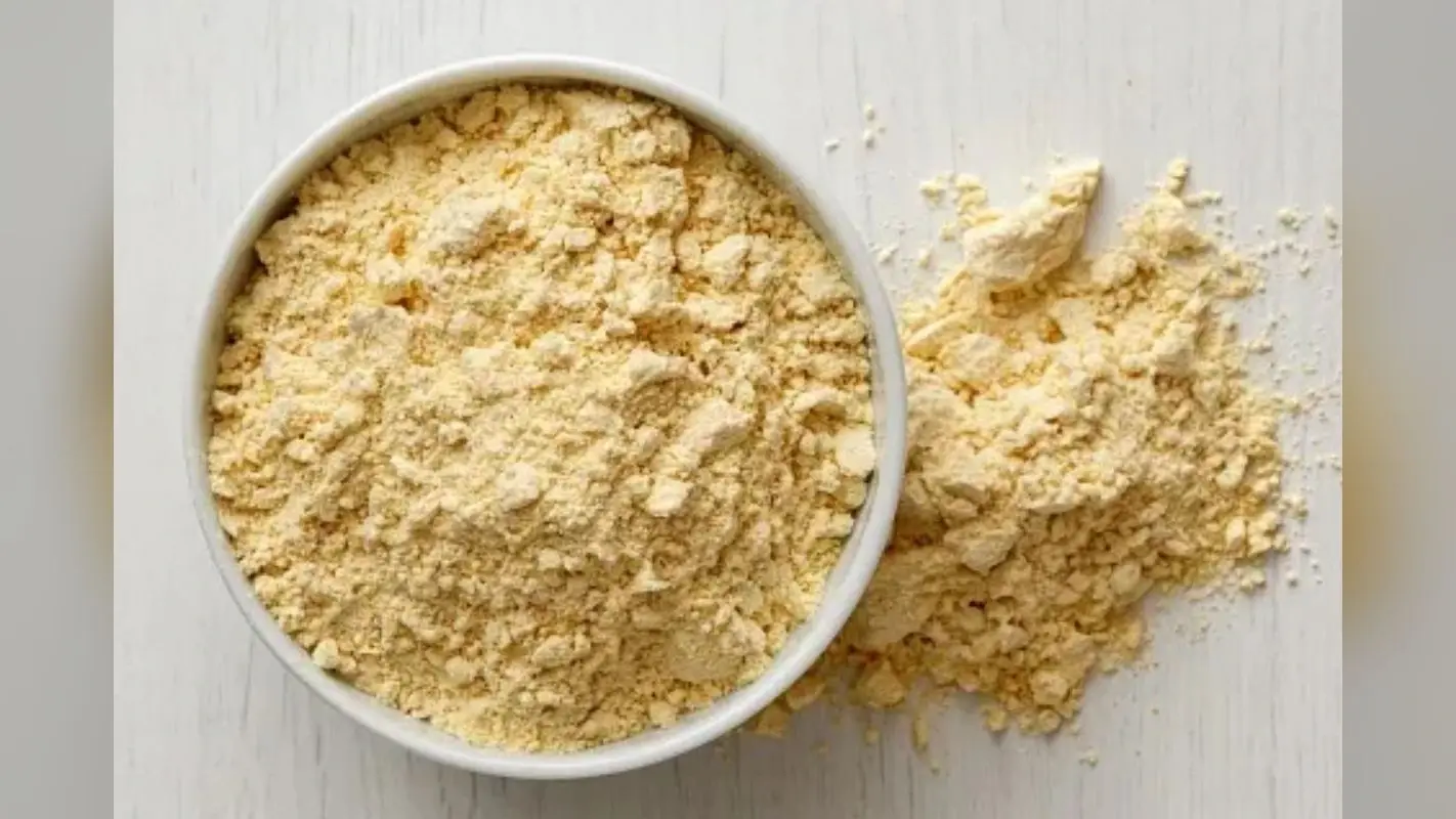 Skin Tan Home Remedies: अगर आप भी हैं टैनिंग की समस्या से परेशान, तो बेसन के ये आसान उपाय करेंगे आप का समाधान
