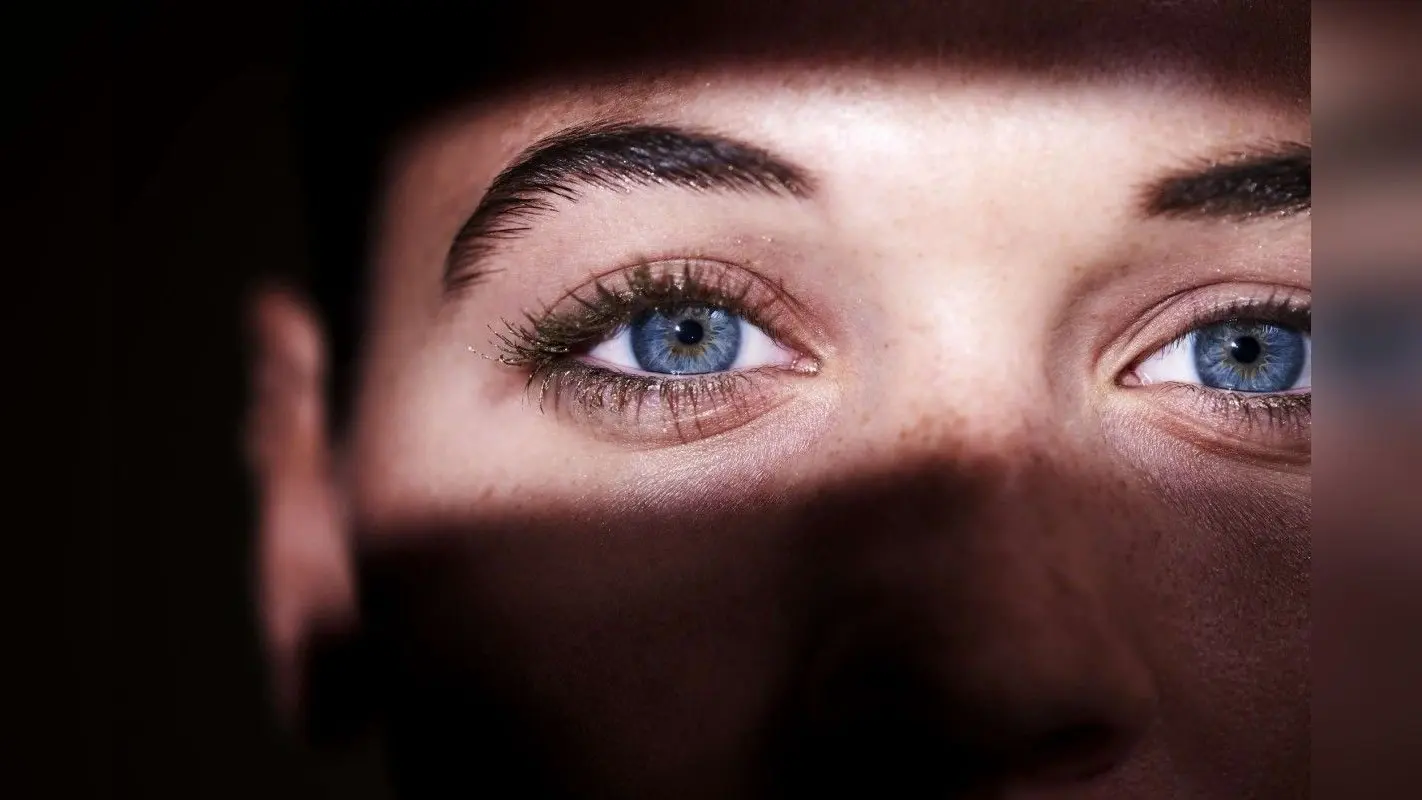 Eyes Care: मोतियाबिंद से है आंखों को बचाना तो अपनाएं ये आयुर्वेदिक घरेलू उपाय