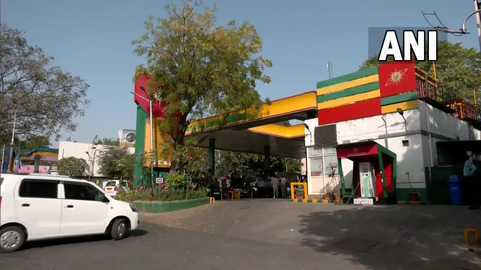 CNG Price Reduce: महंगाई से बड़ी राहत, दिल्ली-NCR में ढाई रुपये सस्ती हुई सीएनजी