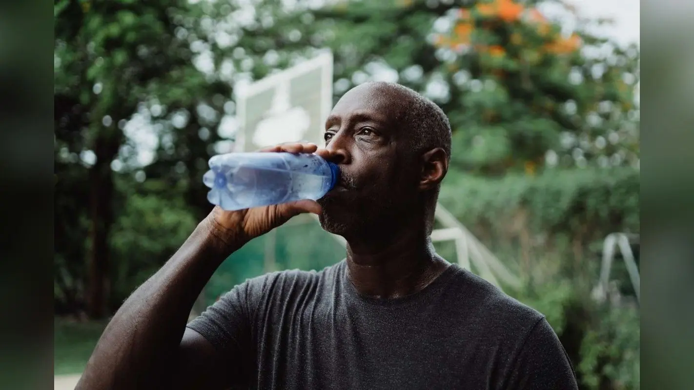 World Water Day 2024: मनुष्य को 24 घंटे में कितना पानी पीना चाहिए? फायदे जान हो जाएंगे हैरान