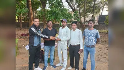 अमित की घातक गेंदबाजी से लोयोला ब्लूज जीता