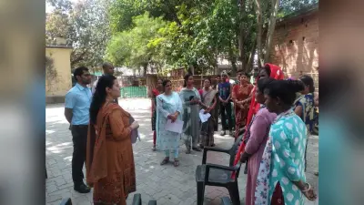 बूथों पर वोटरों को न्यूनतम सुविधाएं मिलें : नेहा अरोड़ा