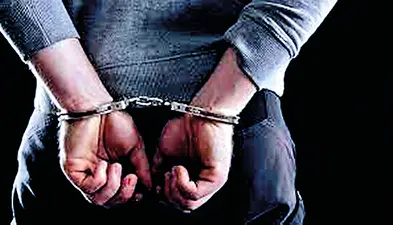 अवैध कॉल सेंटर खोल विदेशी नागरिकों को ठगने वाले गिरोह का सरगना गिरफ्तार