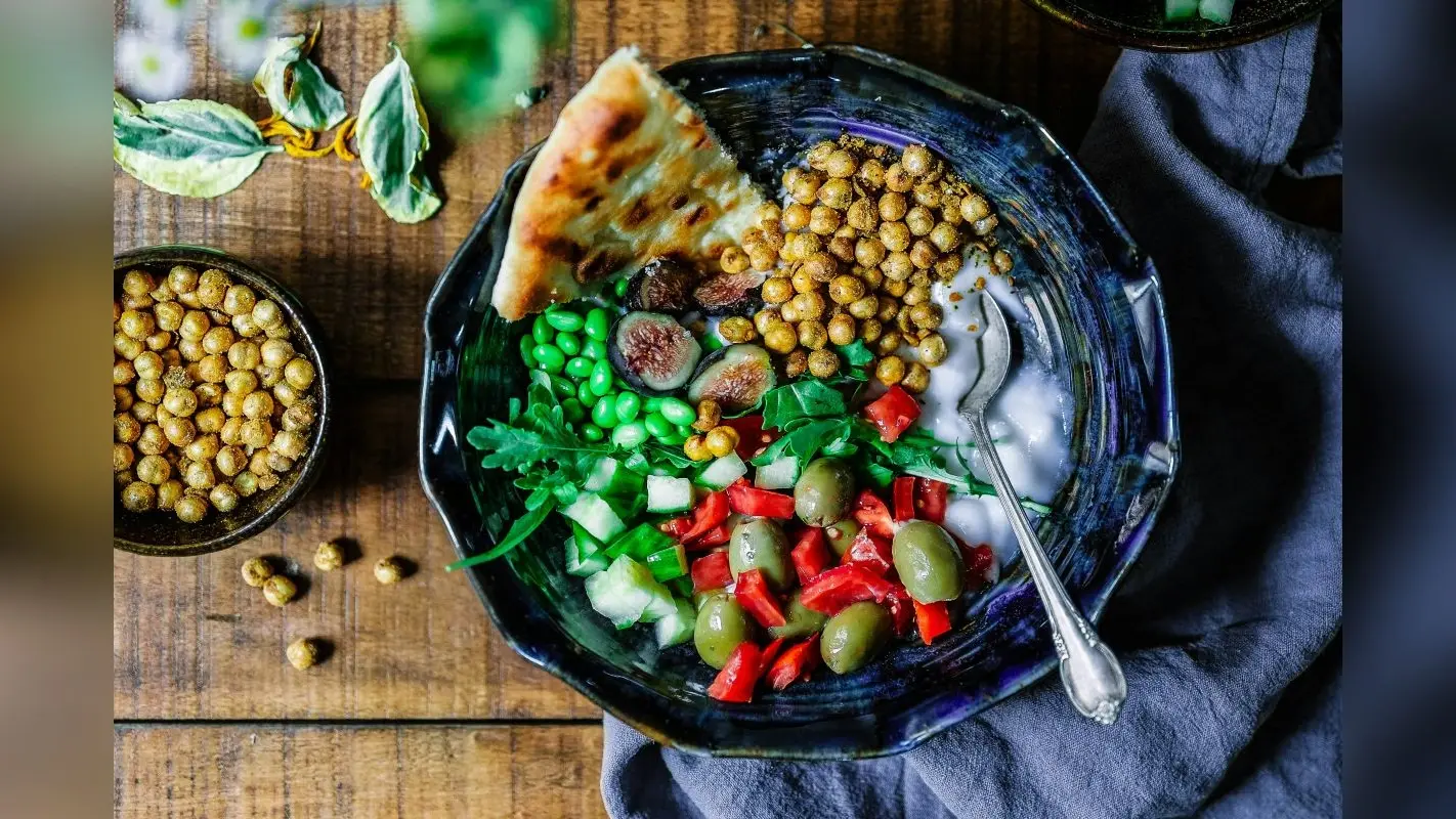 Best Food Combination : इन खाद्य पदार्थों को एक साथ खाने से सेहत को मिलते हैं कई फायदे