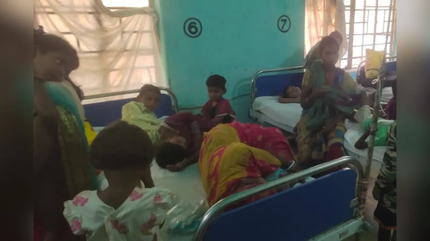 झारखंड के पूर्वी सिंहभूम में 12 बच्चों समेत 23 लोग फूड प्वाइजनिंग के शिकार, अस्पताल में चल रहा इलाज