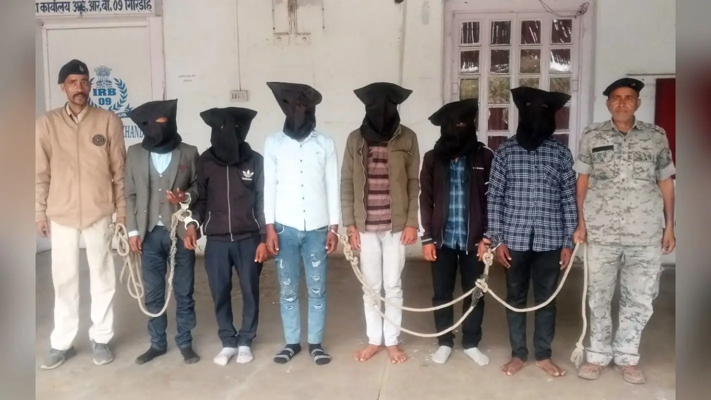 गिरिडीह में 5 महीने में 212 साइबर क्रिमिनल गिरफ्तार, 510 मोबाइल फोन व अन्य गैजेट्स जब्त, 14.56 लाख रुपए बरामद