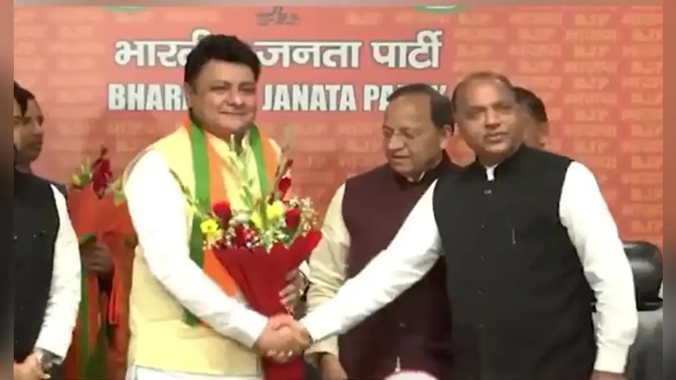 Himachal Politics: सुक्खू सरकार पर मंडराया खतरा, कांग्रेस के 6 बागी MLA BJP में शामिल, क्या है विधानसभा में स्थिति