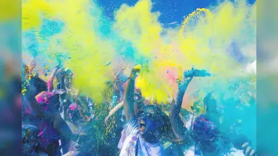 Holi 2024: होली के इस महासंयोग से बढ़ेगी खुशी, होगी सुख समृद्धि में बढ़ोतरी