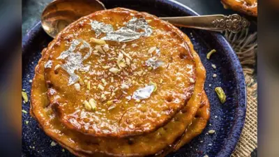 Holi Special Malpua Recipe: होली में कैसे बनाया जाता है मालपुआ, क्या है उसकी रेसिपी?