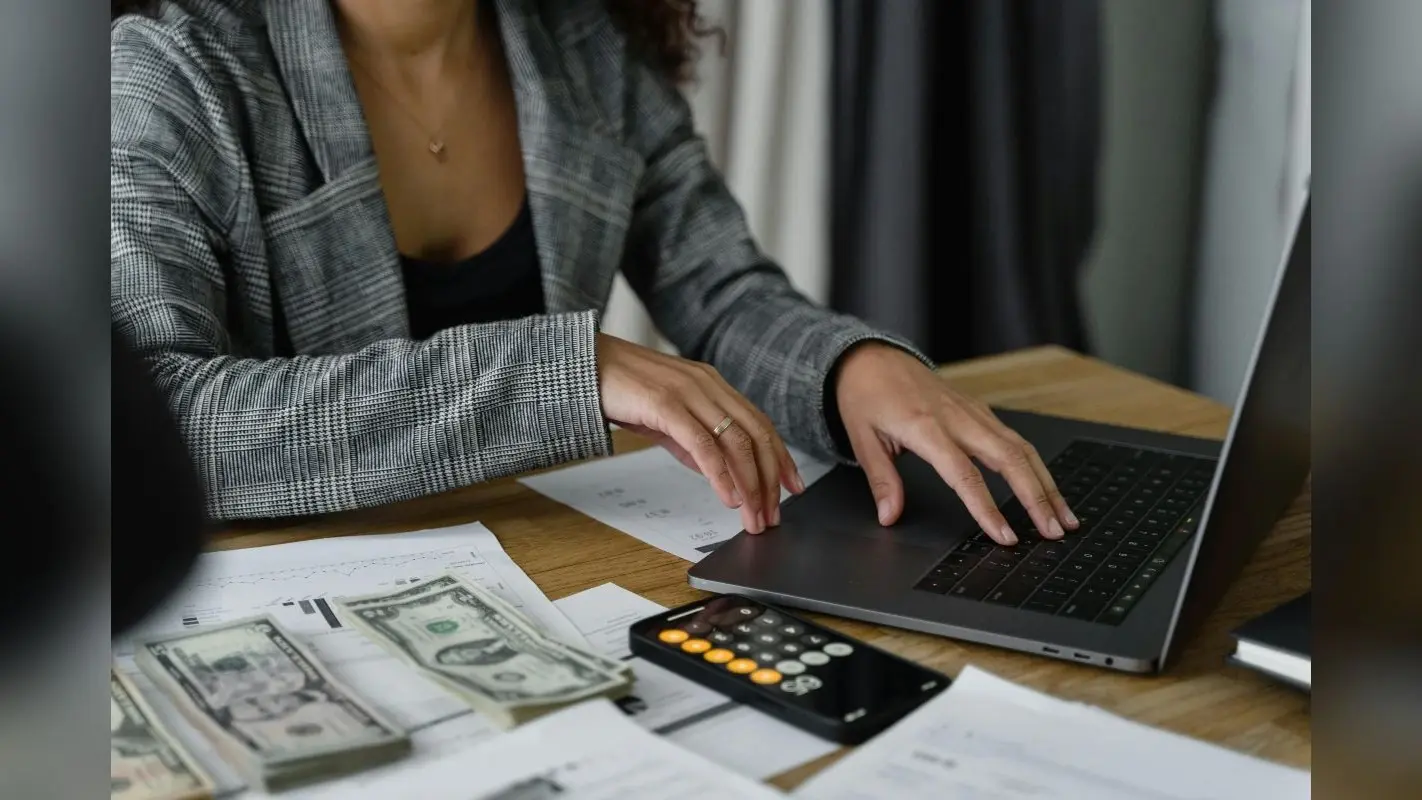Personal Finance: आर्थिक रूप से होना चाहते हैं सुरक्षित? ऐसे करें तैयारी