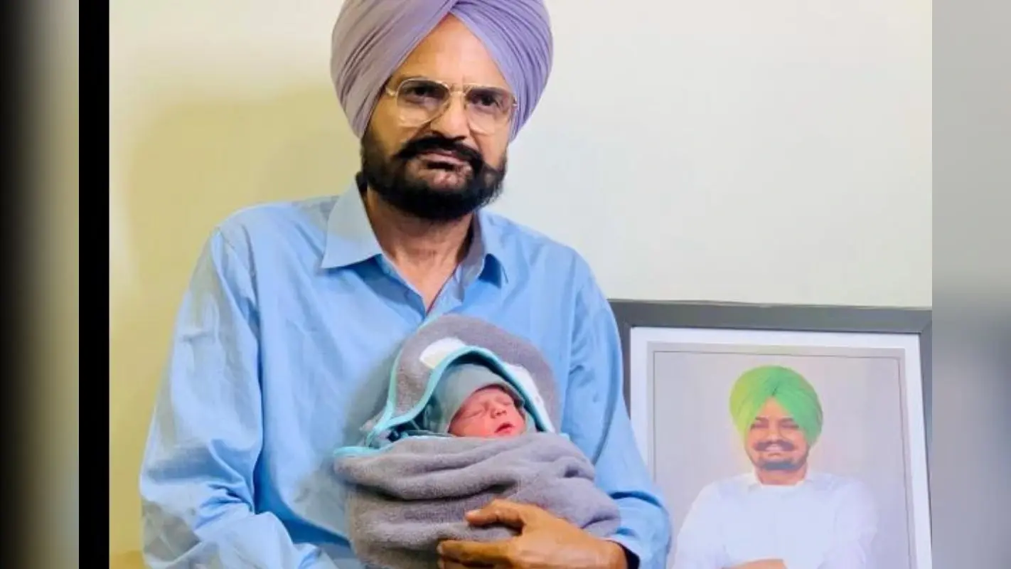 Sidhu Moosewala के घर आया एक नन्हा मेहमान, पिता बलकौर सिंह ने दी जानकारी