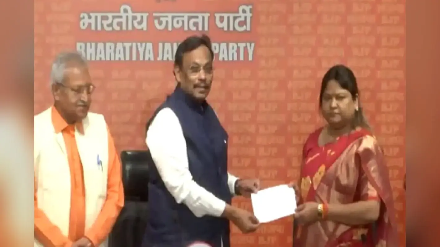 झारखंड से जामा विधायक सीता सोरेन ने ज्वॉइन की BJP, लंबे समय से झामुमो से थीं नाराज
