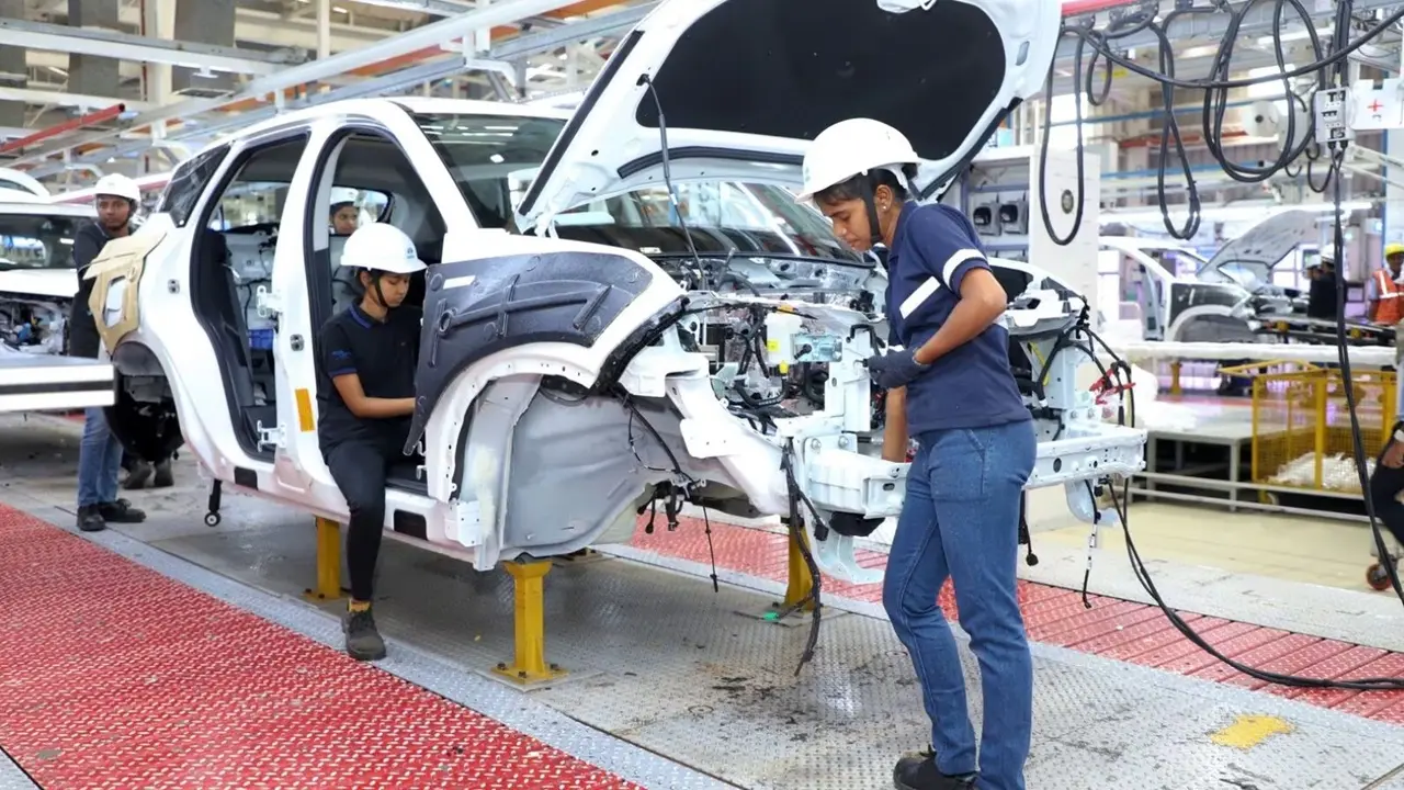 Tata Motors की बड़ी छलांग, तमिलनाडु में लगाएगी 9,000 करोड़ रुपये का प्लांट, पांच हजार लोगों को मिलेगा रोजगार