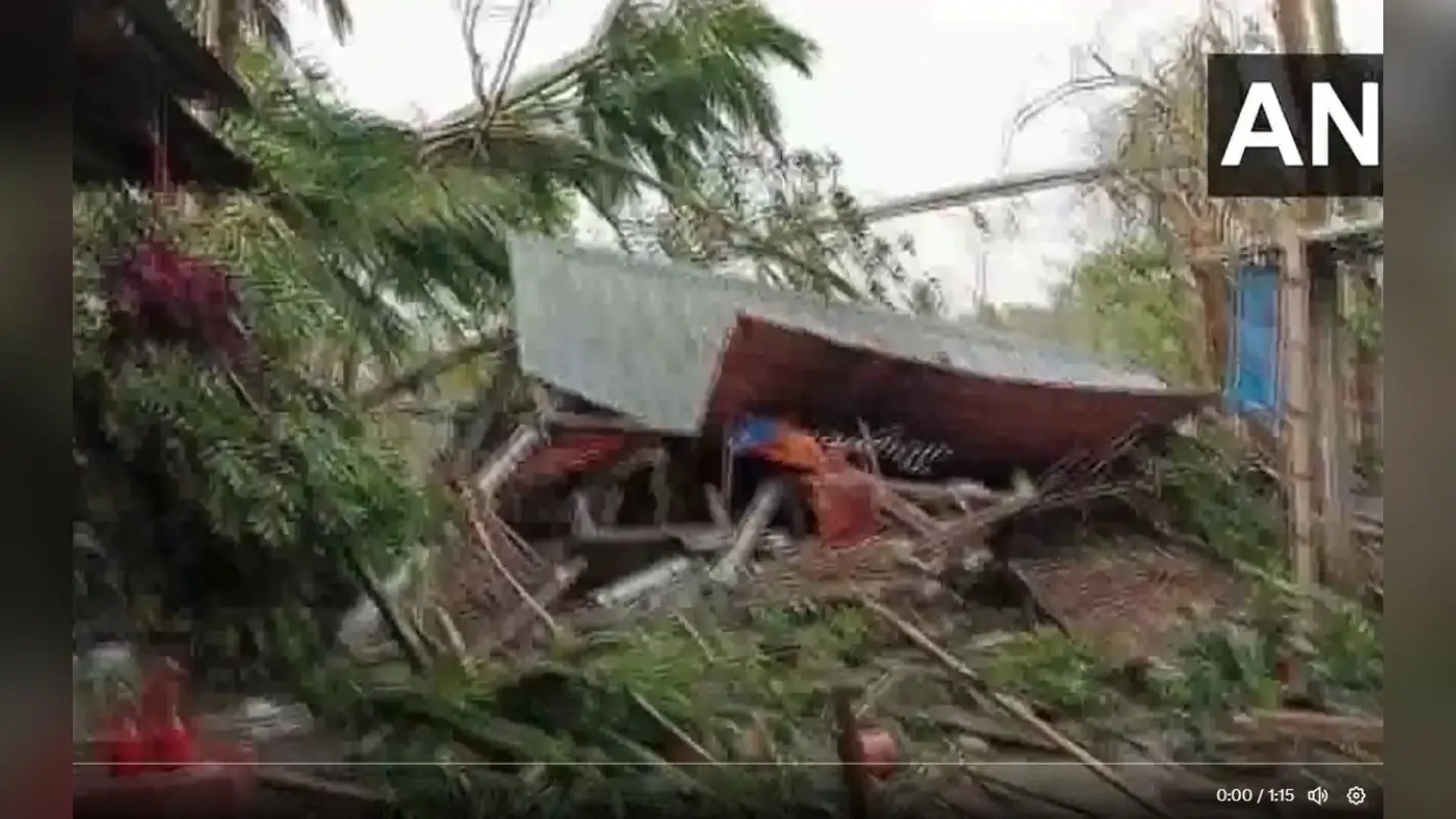 बंगाल में चक्रवात : आंधी, बारिश, ओलावृष्टि से जलपाईगुड़ी में 5 की मौत, 100 से अधिक घायल, उत्तर बंगाल पहुचीं ममता बनर्जी