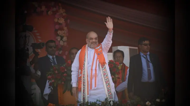 कश्मीर और राम मंदिर की चर्चा कर अमित शाह ने लालू और कांग्रेस पर कसा तंज, लाइव भाषण देखने के लिए क्लिक करें…