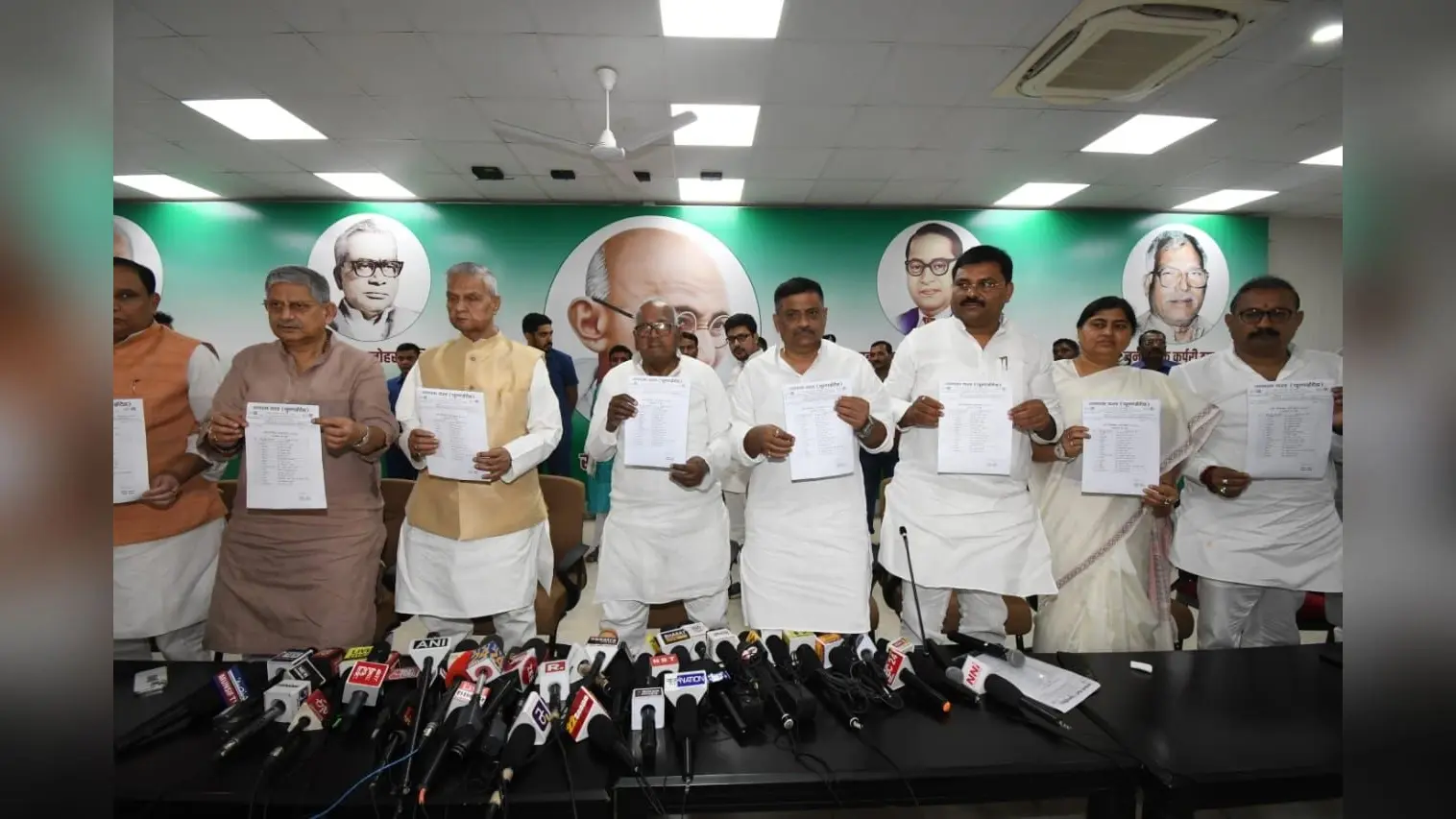 बिहार में जदयू के 16 उम्मीदवारों की घोषणा, 12 सांसदों को फिर से मिला मौका, देखिए पूरी लिस्ट..