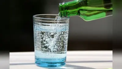 Wrost Drinks for Brain Health : क्या समय से पहले दिमाग को कमजोर कर देते हैं यह 3 ड्रिंक्स? जानिए