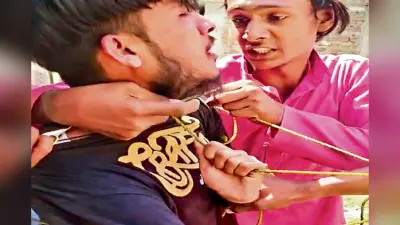 रांची के हिंदपीढ़ी में दो युवकों की बेरहमी से की पिटाई, मारपीट करने वालों ने किया वीडियो वायरल