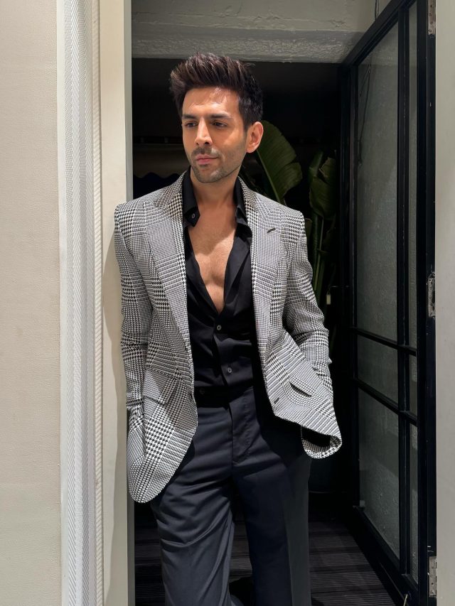 Kartik Aryan