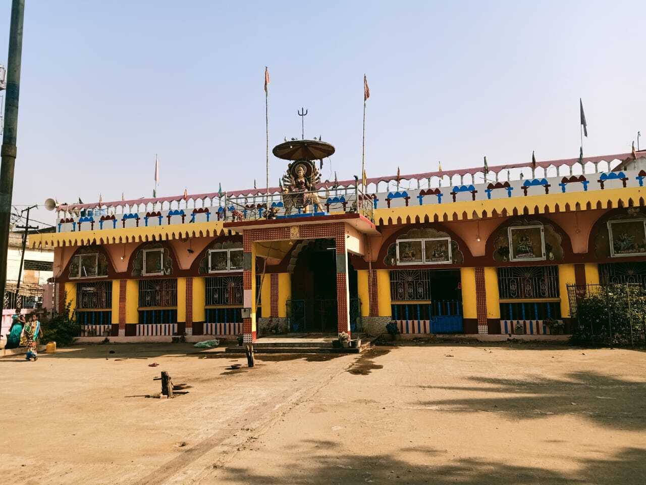 अंग्रेजों के जमाने से हो रही है गावां में हो रही चैती दुर्गा पूजा