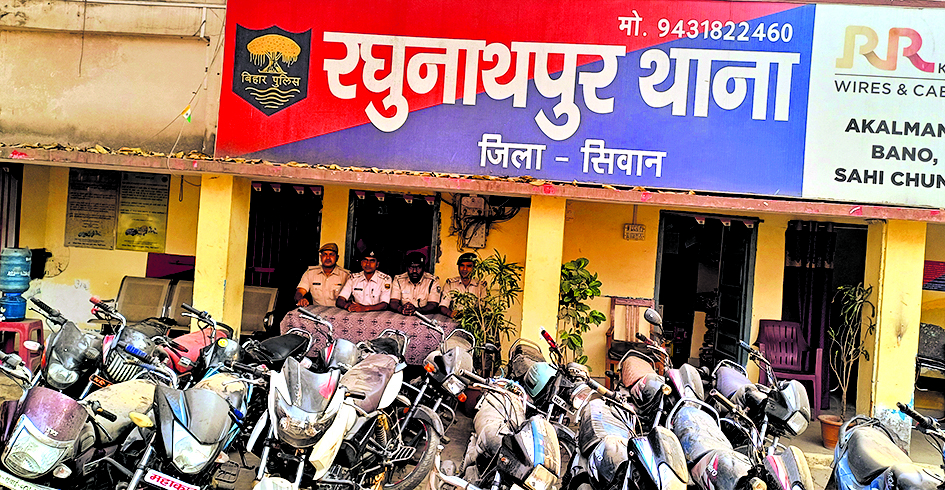 बाइक चोर गिरोह का पुलिस ने किया खुलासा, 15 बाइकें बरामद