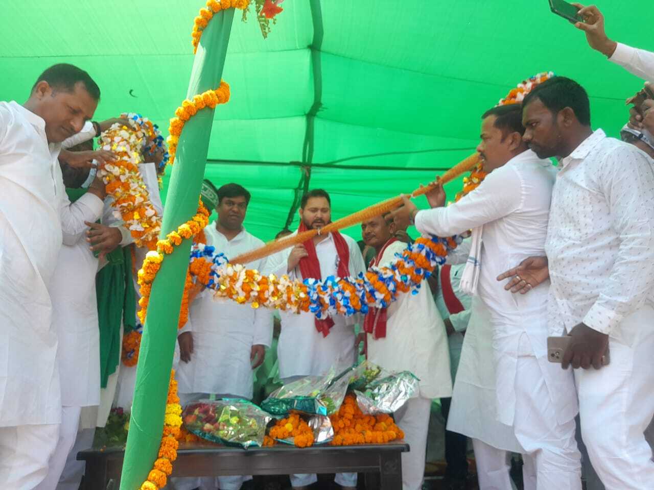 हम सरकार में 17 माह के लिए आये, तो पांच लाख युवाओं को नौकरी दी : तेजस्वी