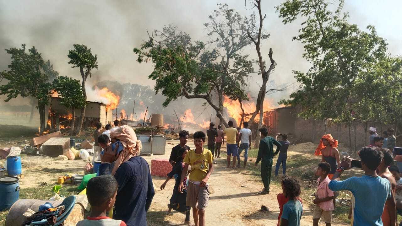 रक्सौल में आग का तांडव, 40 घर जले, लाखों का नुकसान