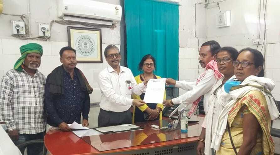 एमजीएम अस्पताल के अधीक्षक को सौंपा ज्ञापन