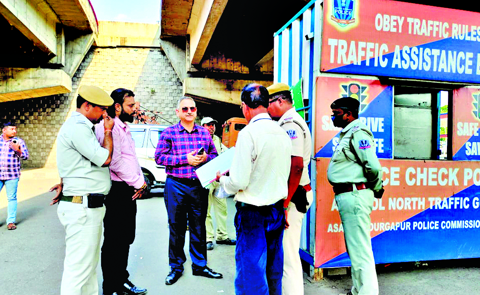 नाका चेकिंग पॉइंट्स का पर्यवेक्षक-व्यय ने किया दौरा