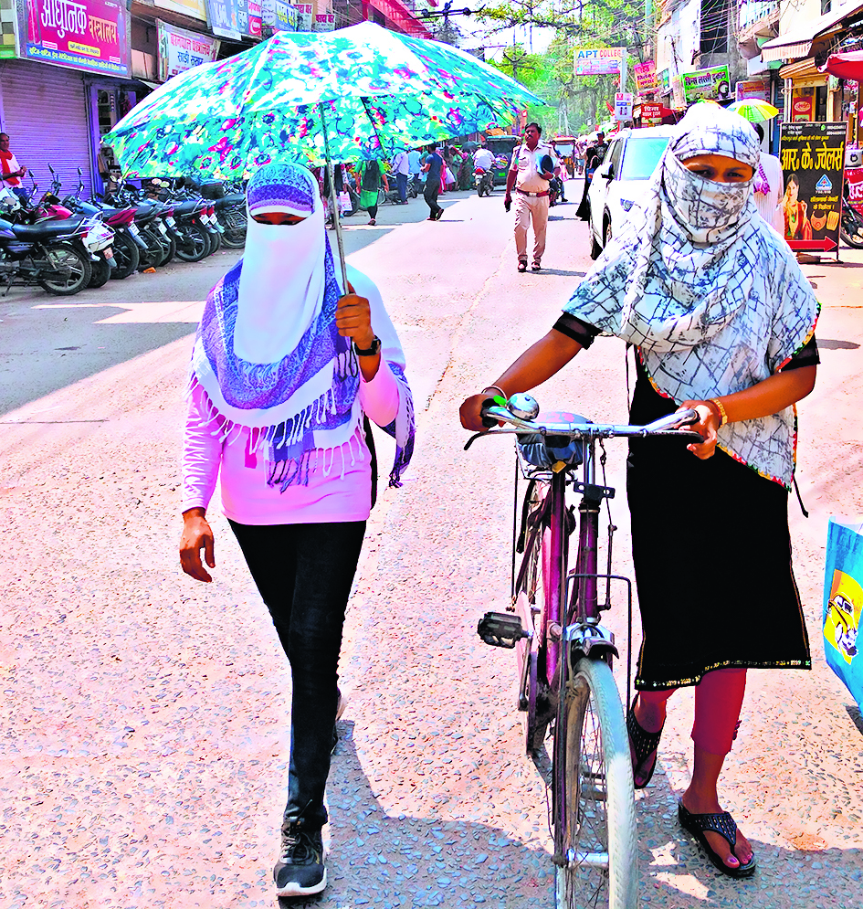 मौसम की मार : अप्रैल में गर्मी का नया रिकाॅर्ड, तीन दिन में 44 डिग्री तक जायेगा तापमान