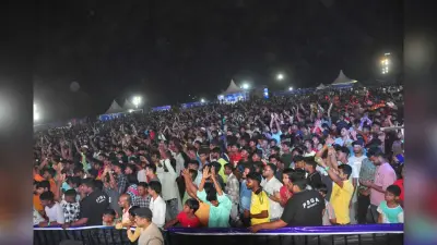 धौनी के रंगा में एग्रिको ट्रांंसपोर्ट मैदान