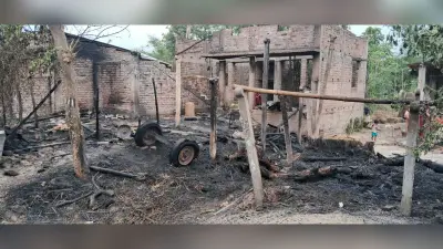 सोनवर्षा रामनगर में भीषण आगलगी में आधा दर्जन घर राख