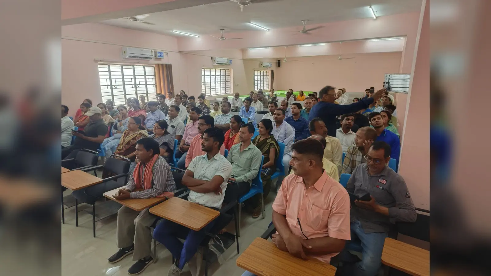 पॉलिटेक्निक कॉलेज में अभिभावक संगोष्ठी का किया गया आयोजन