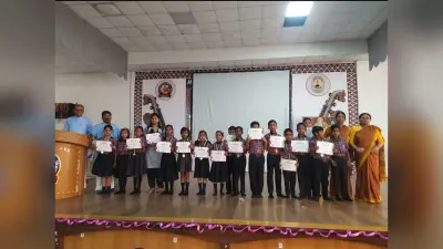 हिंदी ओलंपियाड में आनंदराम ढंढानिया के 26 बच्चों को मिला मेडल