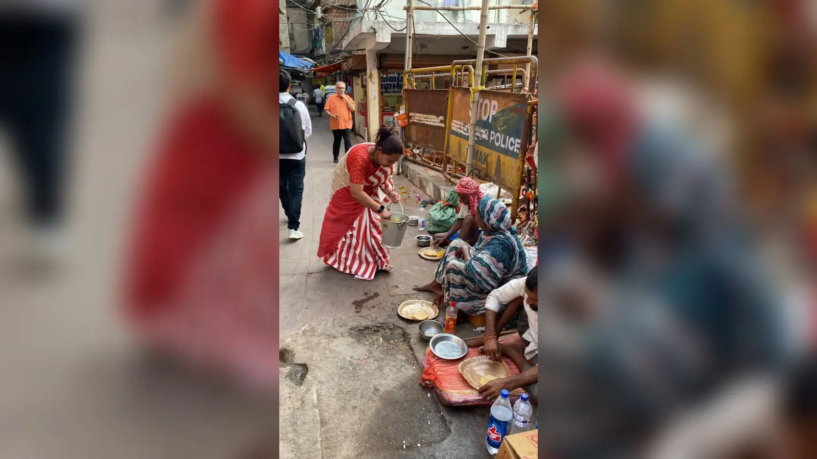 डोनेट फॉर पुअर ट्रस्ट ने गरीबों को कराया भोजन
