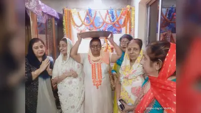 चेटीचंड : सिंधी समाज ने अपने-अपने घरों के आगे पांच-पांच दीप जलाये